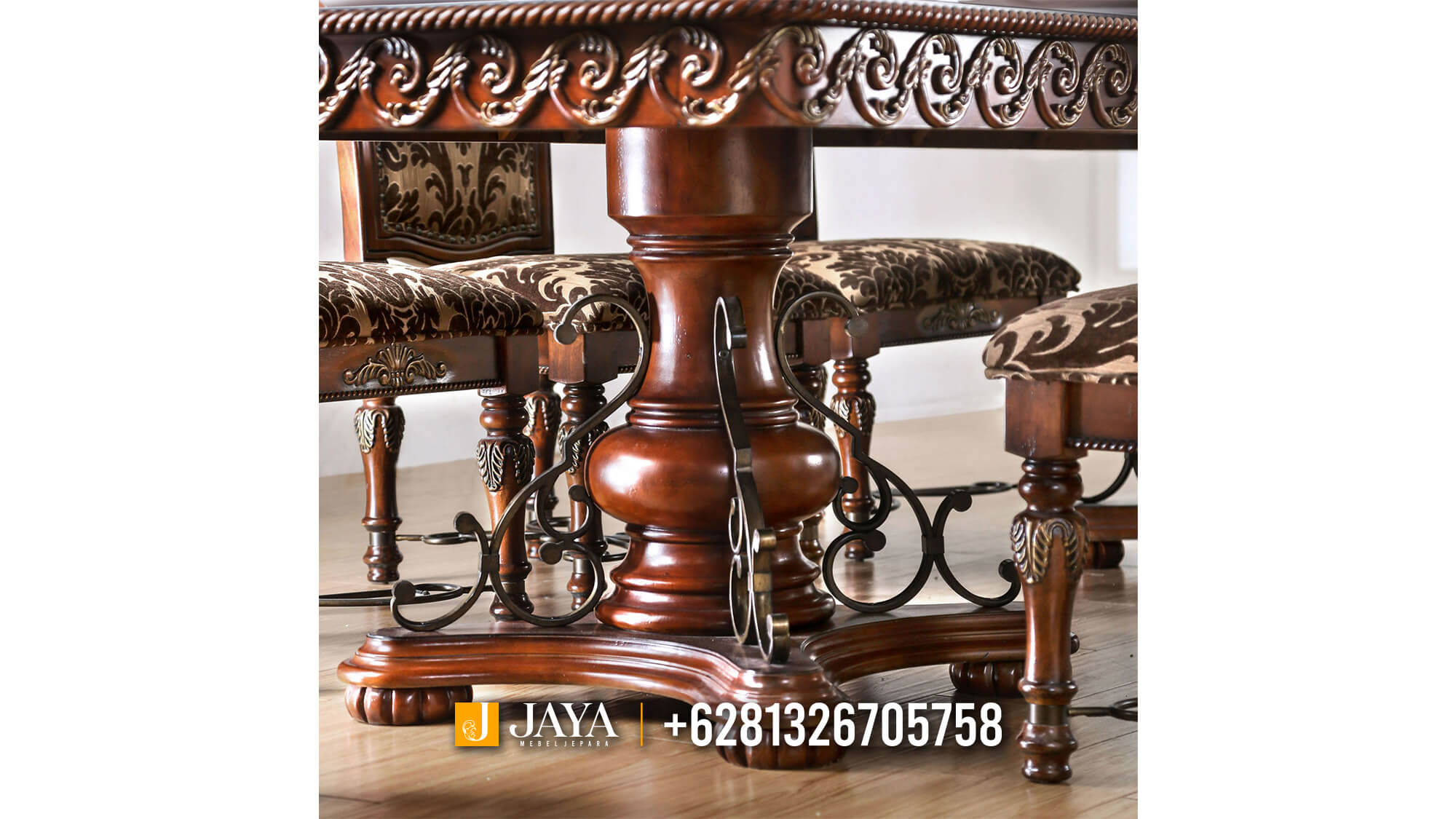 Harga Meja Makan Mewah Jati Klasik Baroque Carving Style JM895.1
